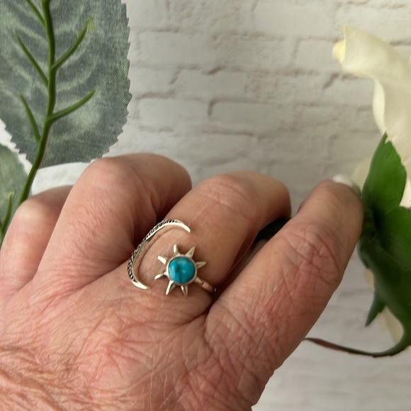 Sterling Silver Turquoise Sun and Moon Ring NWOT - Picture 11 of 16